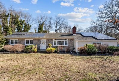 11 Daisy Lane Smithtown NY 11787