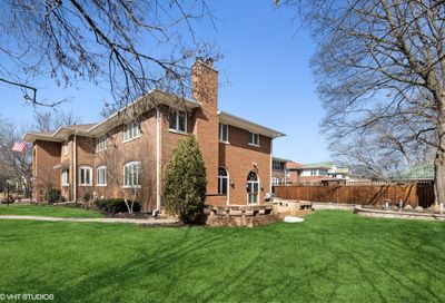 905 Clinton Place River Forest IL 60305