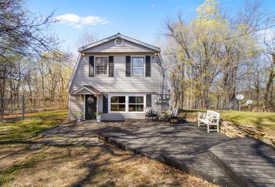 1090 Charlie Read Rd Chapmansboro TN 37035