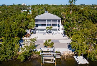 651 Avenida Del Norte Sarasota FL 34242