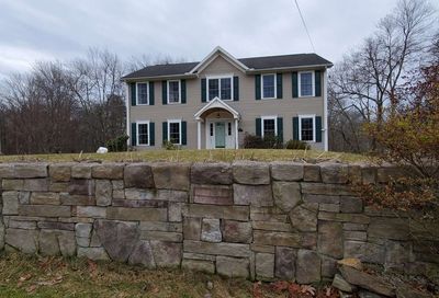 72 Fort Hill Rd Oxford MA 01540