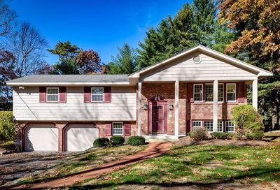 3 Ledge Ln Natick MA 01760