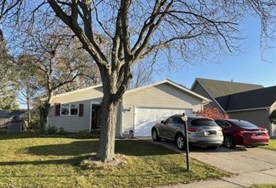 215 Apple Hill Lane Streamwood IL 60107