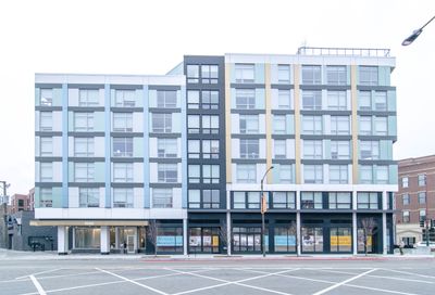 1122 W Chicago Avenue Chicago IL 60642