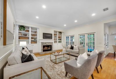 5218 S Jules Verne Court Tampa FL 33611