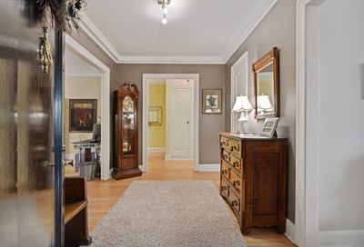 5555 S Everett Avenue Chicago IL 60637