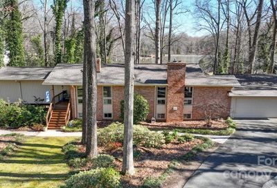 7201 Lakeside Drive Charlotte NC 28215