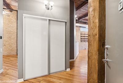 225 W Huron Street Chicago IL 60654