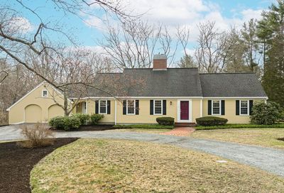 3 Assawompsett Ct Lakeville MA 02347
