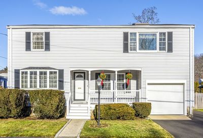43 W Sigourney St Lynn MA 01905