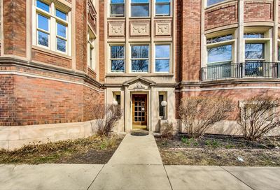 1226 E Hyde Park Boulevard Chicago IL 60615