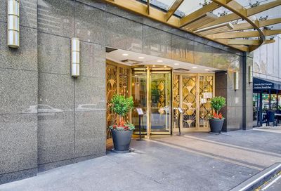 111 E Chestnut Street Chicago IL 60611