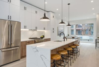 2821 W Lyndale Street Chicago IL 60647