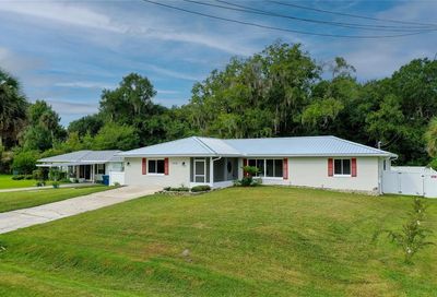 1630 Lakeside Dr Deland FL 32720