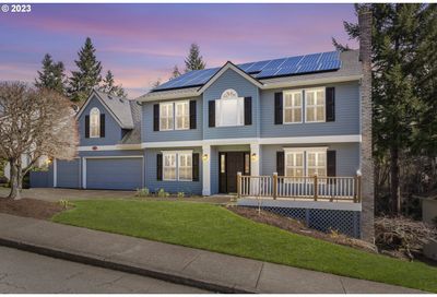 1497 Skye Pkwy West Linn OR 97068