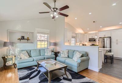 2538 Edge O Lake Dr Nashville TN 37217