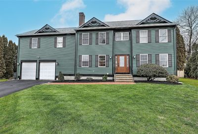9 Kristen Drive North Providence RI 02911