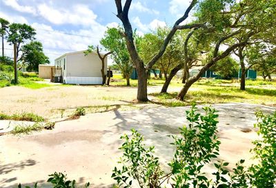 6537 N 35 Highway Rockport TX 78382