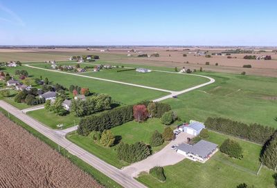 2426 N 4220th Road Sheridan IL 60551