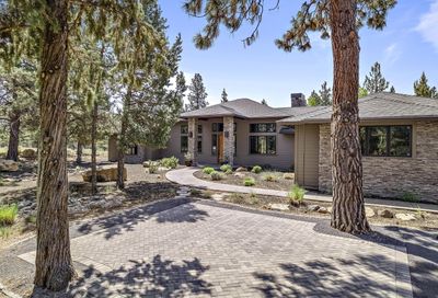 17013 Royal Coachman Drive Sisters OR 97759