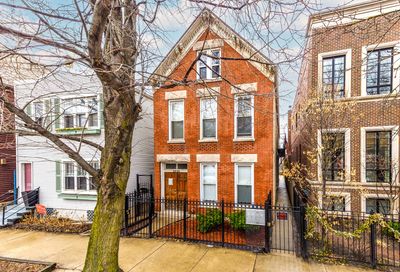 2233 N Southport Avenue Chicago IL 60614