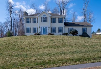 34 Clealand Circle Rutland MA 01543