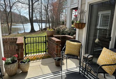 735 Peninsula Drive Davidson NC 28036