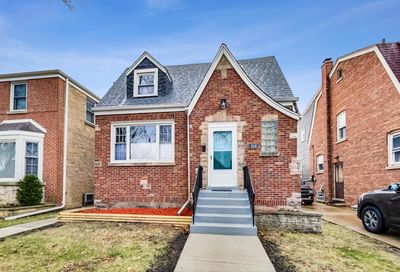 5316 N New England Avenue Chicago IL 60656