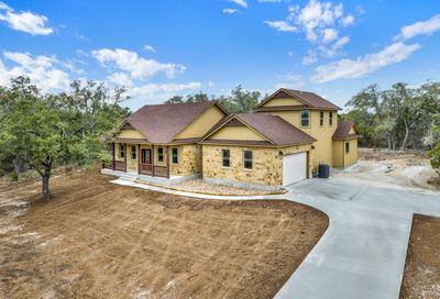 1150 Madrone Road Fischer TX 78623
