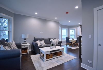 4716 N Avers Avenue Chicago IL 60625