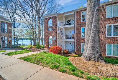102 Northshore Court Cherryville NC 28021