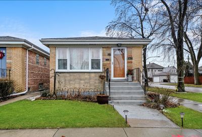 5759 W Berenice Avenue Chicago IL 60634