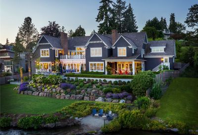 3201 43rd Avenue NE Seattle WA 98105