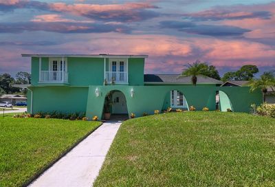 7524 Twelve Oaks Boulevard Tampa FL 33634