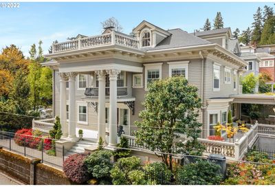 2329 SW Park Pl Portland OR 97205