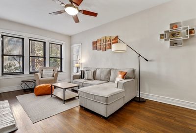 1509 W Cornelia Avenue Chicago IL 60657