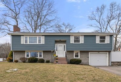 78 Yarmouth Rd Norwood MA 02062