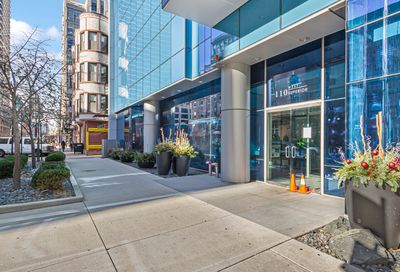 110 W Superior Street Chicago IL 60654