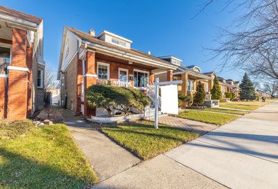 2635 N Parkside Avenue Chicago IL 60639