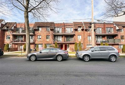 71-40 163rd Street Fresh Meadows NY 11365