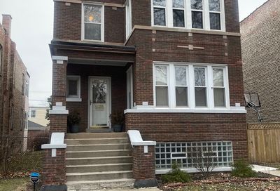 2105 Gunderson Avenue Berwyn IL 60402