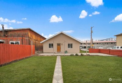 301 River Street Cashmere WA 98815