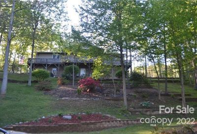 799 Nellie John Drive Clyde NC 28721