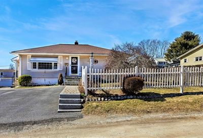 35 Baltic Rd Worcester MA 01607