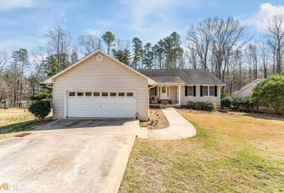 120 Peninsula Point Martin GA 30557