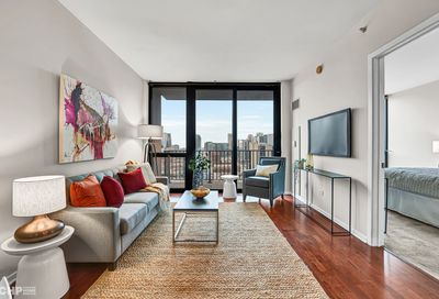 210 S Desplaines Street Chicago IL 60661