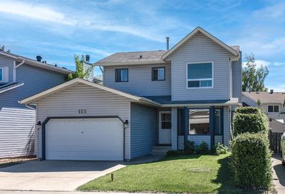 152 Scenic Cove Circle NW Calgary AB T3L1M8