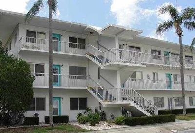 8080 112 St N Seminole FL 33772