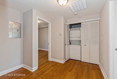 1641 W Lunt Avenue Chicago IL 60626