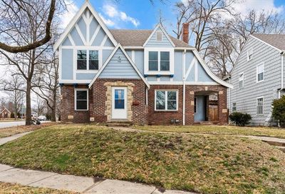 700 E Gregory Boulevard Kansas City MO 64131